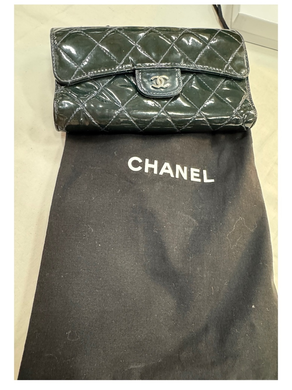 Chanel Caviar Wallet, Very Dark Green Quilted Leather. EUC